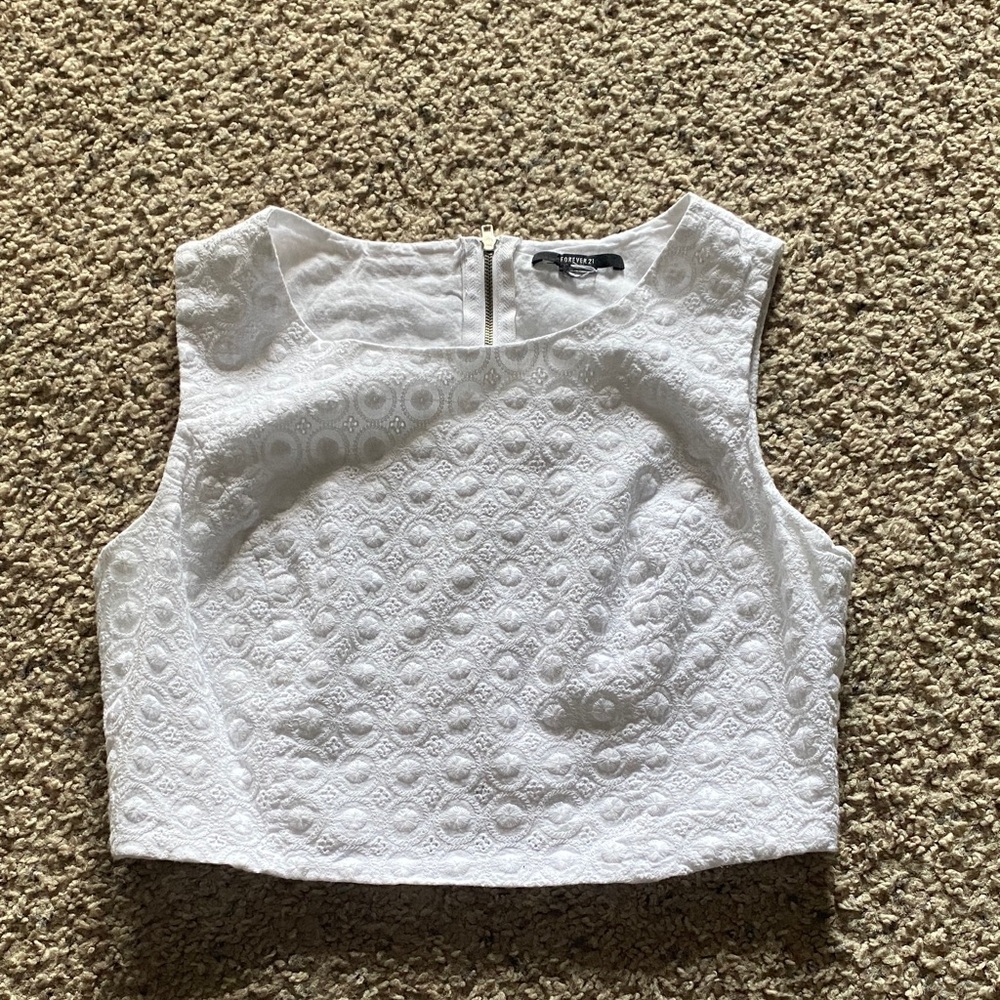 Forever 21 White Textured Crop Top
